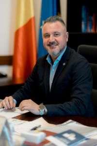 Sursă foto: Facebook / Romeo Lungu